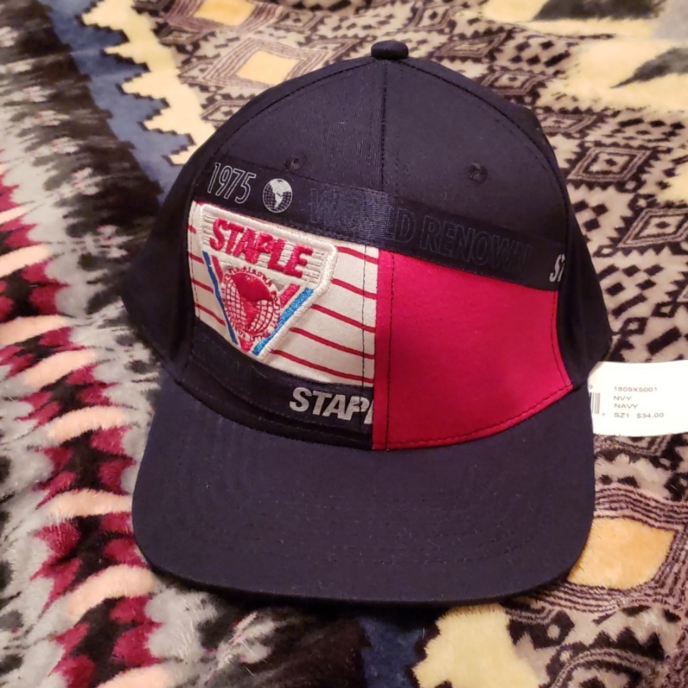 Staple Snapback